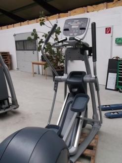 ������������� �������� Precor Crosstrainer 835 mit P30-Konsole 